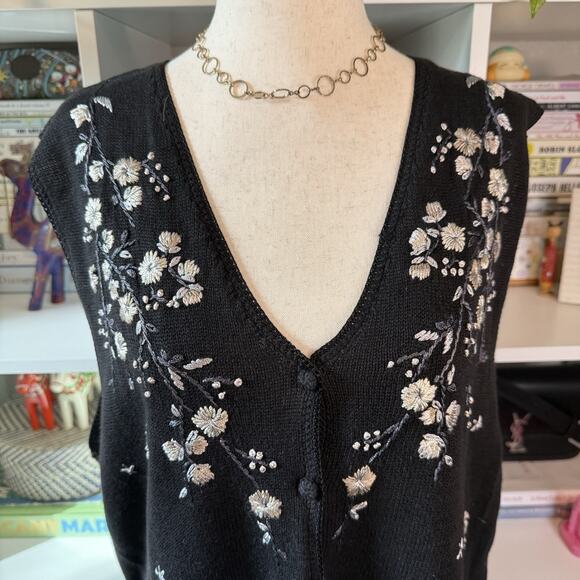 Vintage 90s Floral Embroidered Granny Boho Coastal Cottage Vest - Black Wms L - Picture 2 of 8